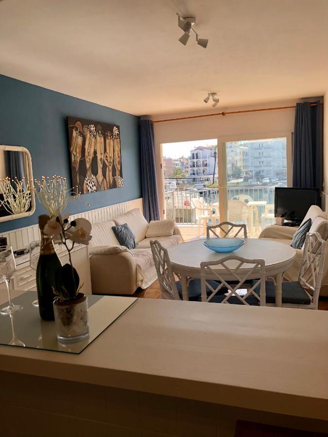 Apt Port Rhodes C, 2 Chbres, 2 Terrasses, Vue Sur Canal Principal De La Marina Et Sur Les Pyrenees Empuriabrava Exteriör bild